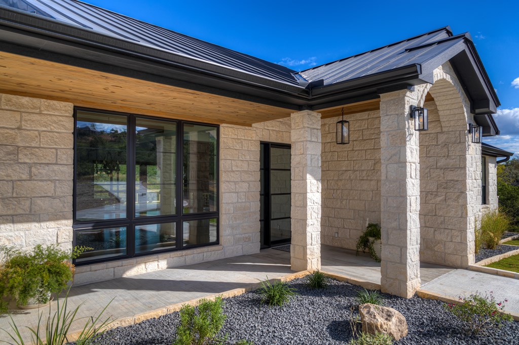 204 Beverly Hills Lane, Kerrville, Texas, 78028, United States, 4 Bedrooms Bedrooms, ,3 BathroomsBathrooms,Residential,For Sale,204 Beverly Hills Lane,1645289