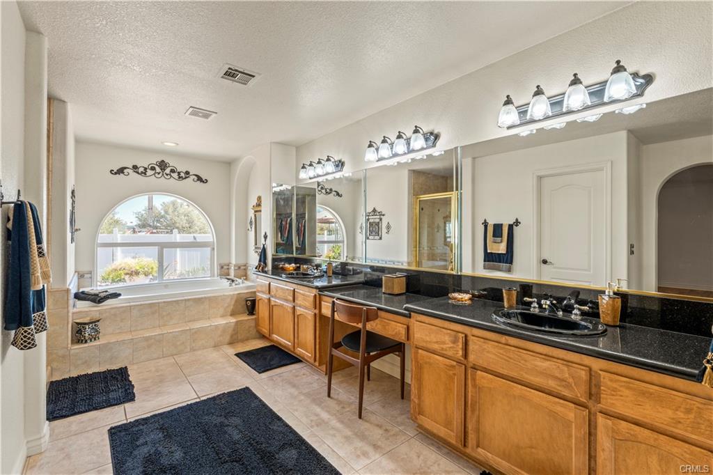 Phelan, California, 92371, United States, 5 Bedrooms Bedrooms, ,3 BathroomsBathrooms,Residential,For Sale,1924056