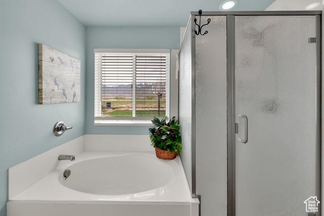 Erda, Utah, 84074, United States, 5 Bedrooms Bedrooms, ,3 BathroomsBathrooms,Residential,For Sale,1916453