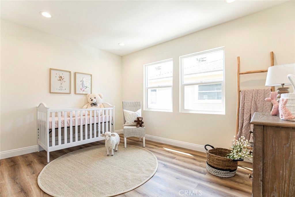 Los Angeles, California, 90066, United States, 3 Bedrooms Bedrooms, ,1 BathroomBathrooms,Residential,For Sale,1938749