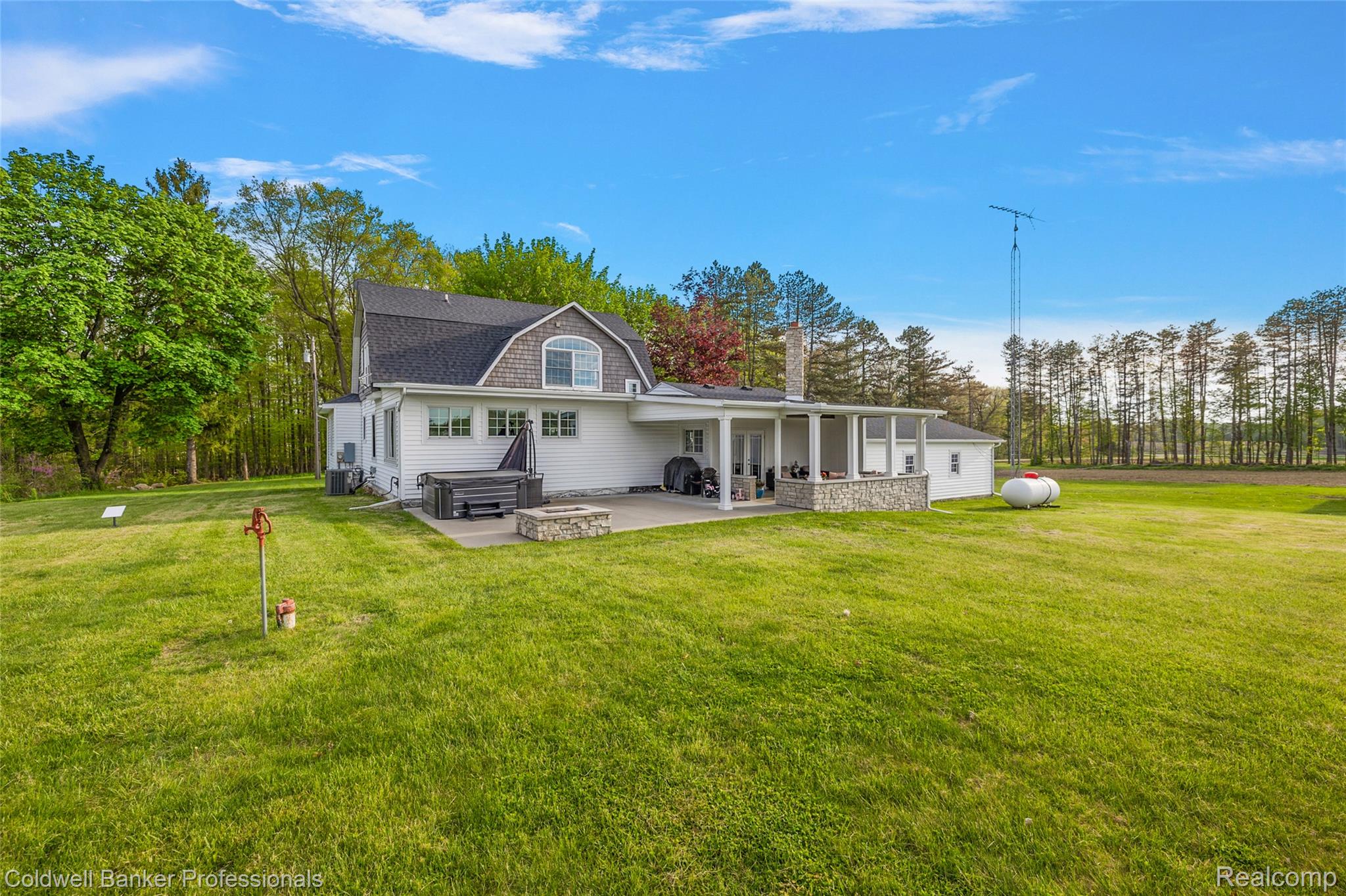 Lapeer, Michigan, 48446, United States, 3 Bedrooms Bedrooms, ,3 BathroomsBathrooms,Residential,For Sale,1907638