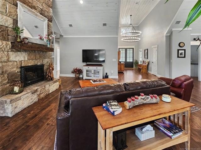 Tahlequah, Oklahoma, 74464, United States, 4 Bedrooms Bedrooms, ,4 BathroomsBathrooms,Residential,For Sale,2040103