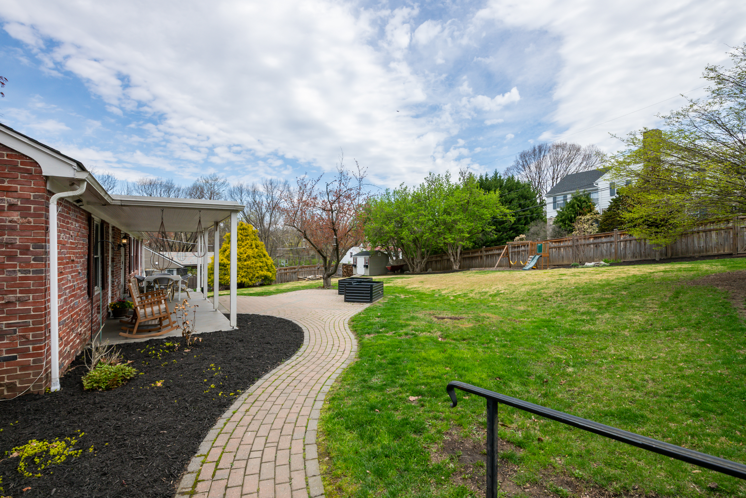 Wyomissing, Pennsylvania, 19610, United States, 4 Bedrooms Bedrooms, ,3 BathroomsBathrooms,Residential,For Sale,1938132