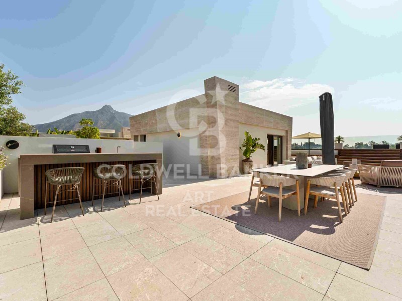 Marbella, Andalusia, ES, 4 Bedrooms Bedrooms, ,4 BathroomsBathrooms,Residential,For Sale,1883039