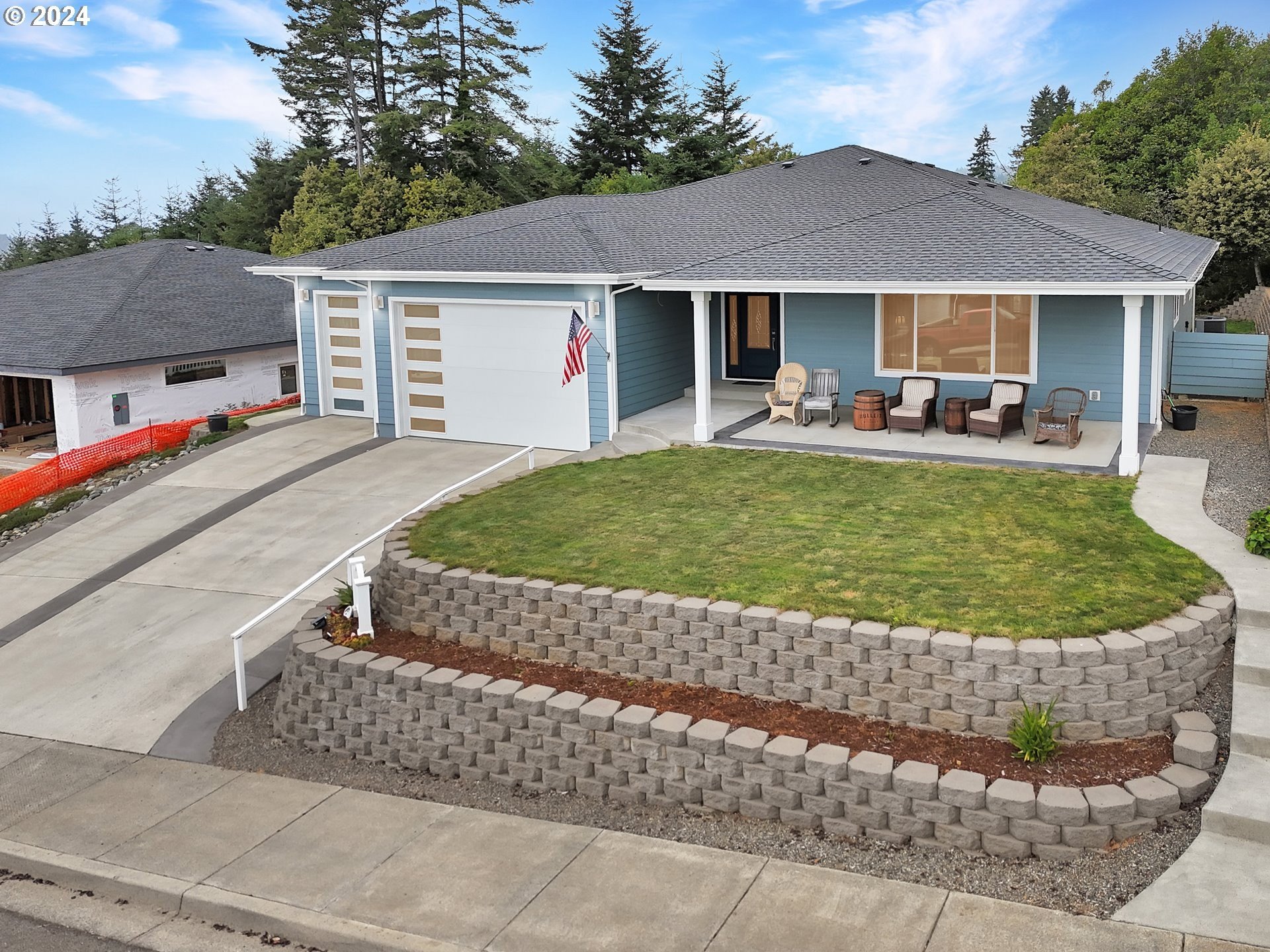 Brookings, Oregon, 97415, United States, 3 Bedrooms Bedrooms, ,3 BathroomsBathrooms,Residential,For Sale,1935245