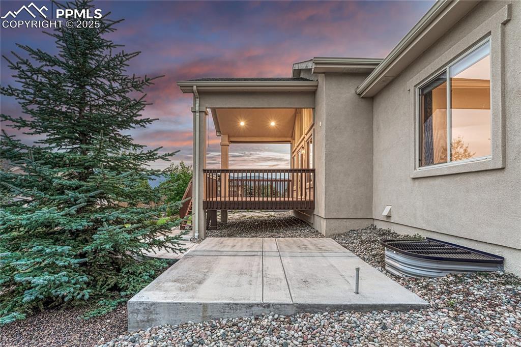 Colorado Springs, Colorado, 80921, United States, 5 Bedrooms Bedrooms, ,4 BathroomsBathrooms,Residential,For Sale,1939279