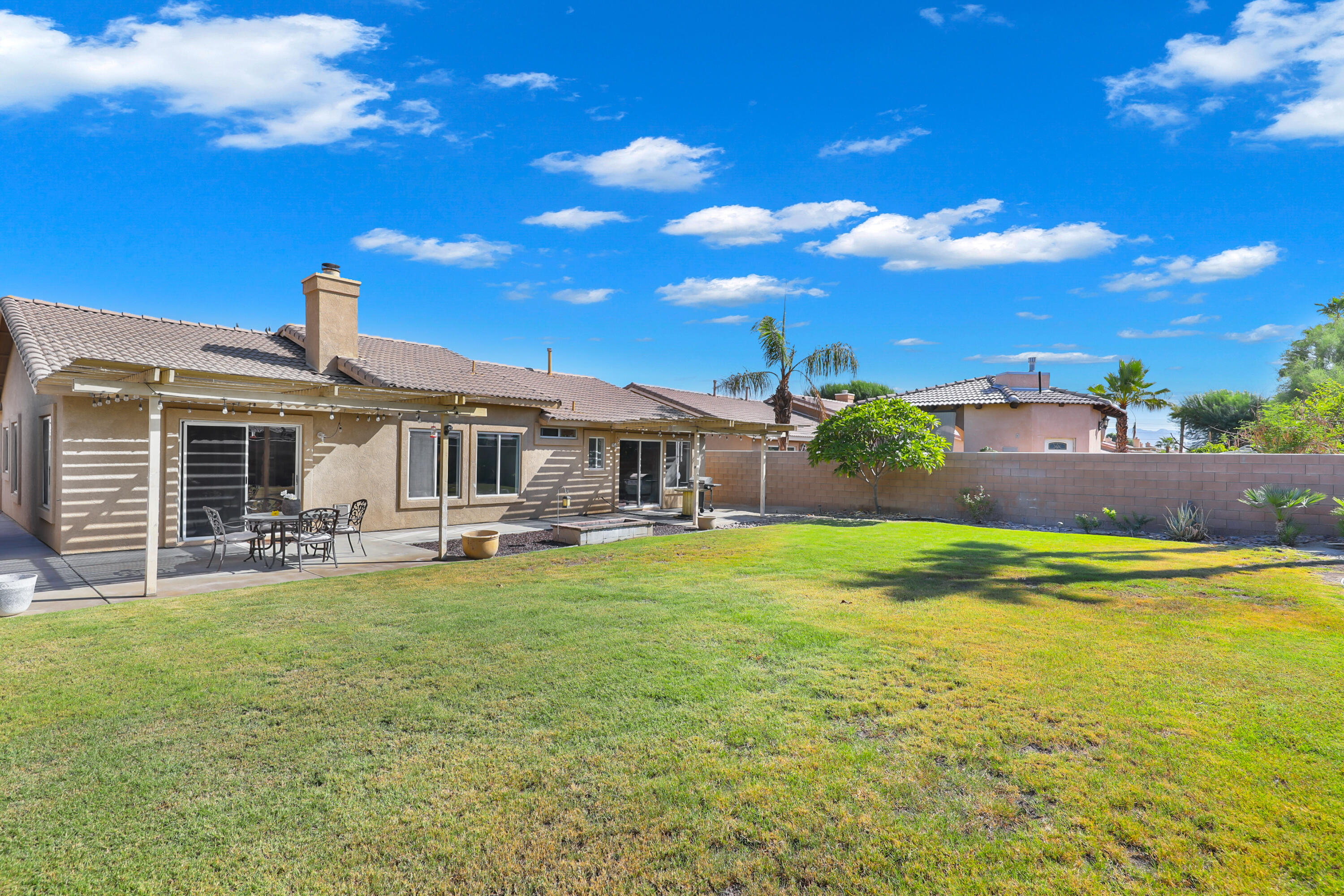 Indio, California, 92201, United States, 4 Bedrooms Bedrooms, ,3 BathroomsBathrooms,Residential,For Sale,1950105