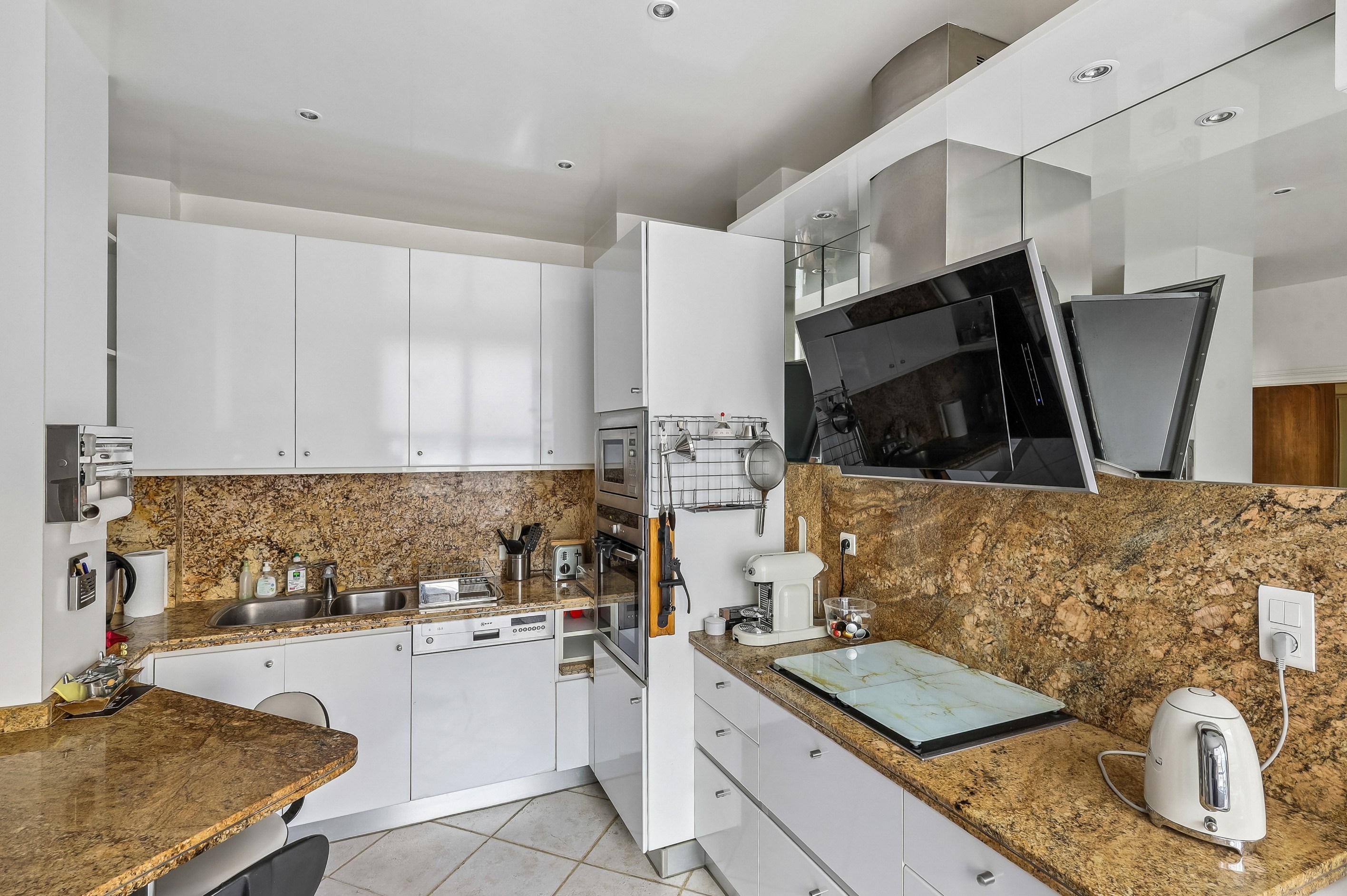  Family Apartment to Refresh - Near Porte Dauphine (75016) - 物件實景