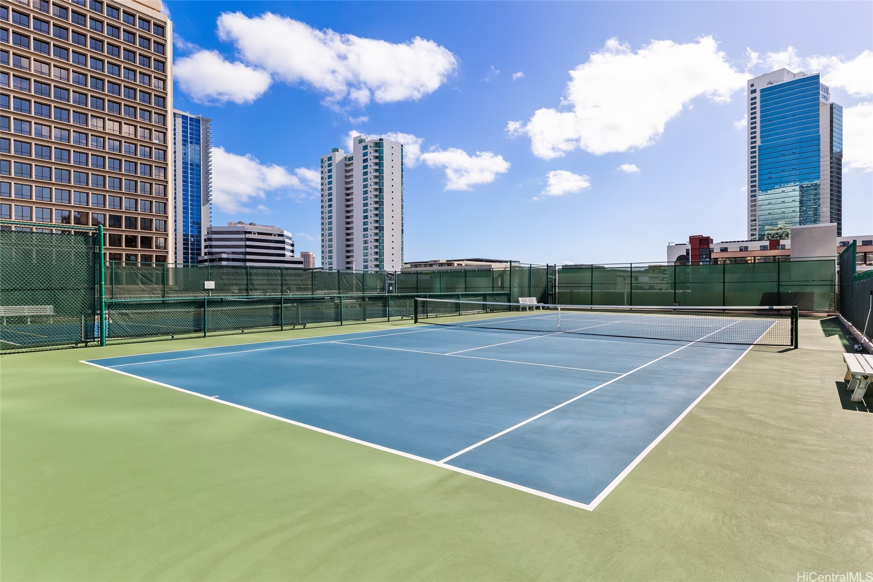 Honolulu, Hawaii, 96814, United States, 2 Bedrooms Bedrooms, ,2 BathroomsBathrooms,Residential,For Sale,2003037