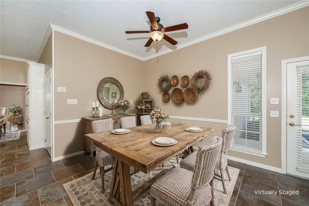 College Station, Texas, 77845, United States, 5 Bedrooms Bedrooms, ,5 BathroomsBathrooms,Residential,For Sale,1876080