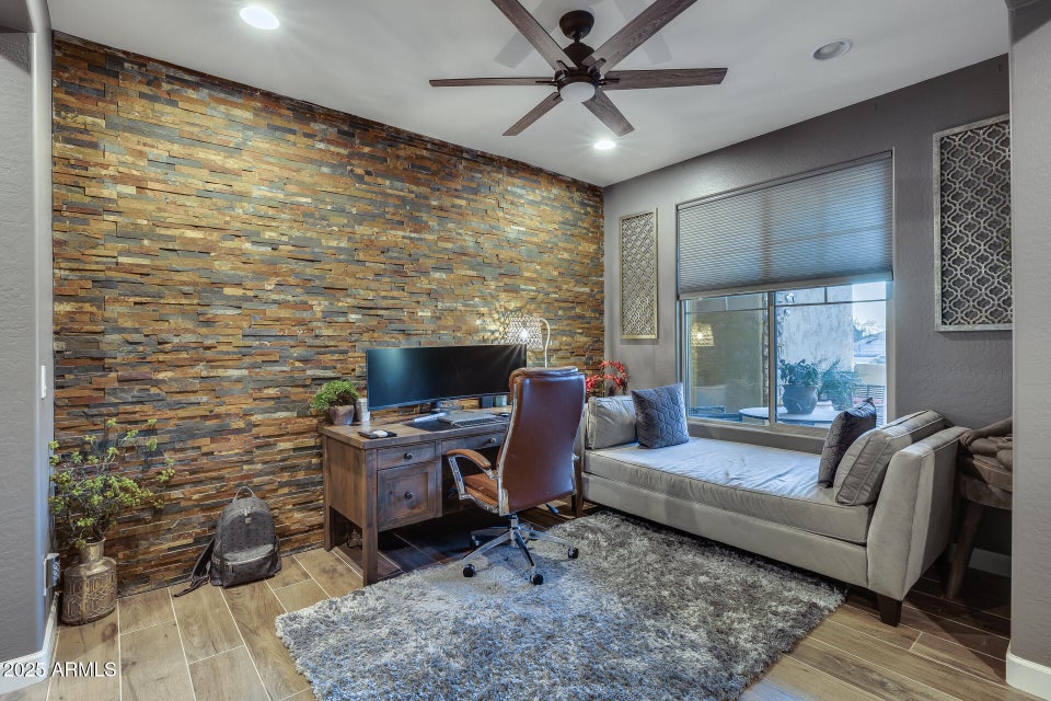 Peoria, Arizona, 85383, United States, 3 Bedrooms Bedrooms, ,Residential,For Sale,1982849