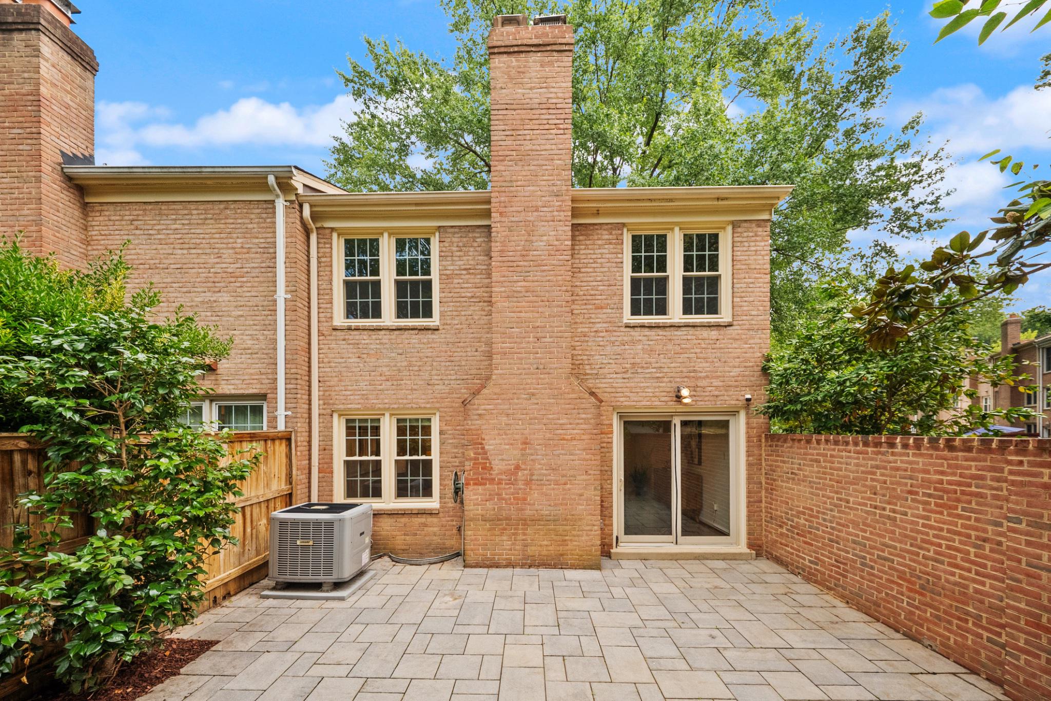  2024 Highboro Way, Falls Church, VA, 22043 - 物件實景