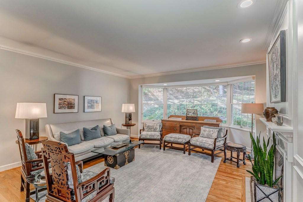 DALTON, Georgia, 30720, United States, 4 Bedrooms Bedrooms, ,4 BathroomsBathrooms,Residential,For Sale,1989438