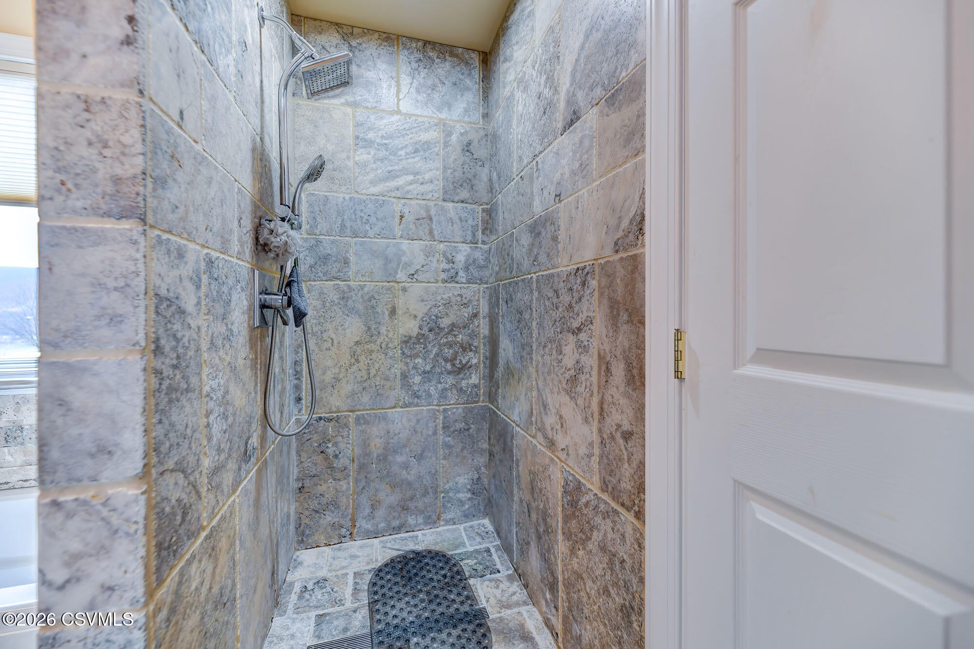 Bloomsburg, Pennsylvania, 17815, United States, 3 Bedrooms Bedrooms, ,4 BathroomsBathrooms,Residential,For Sale,2010041