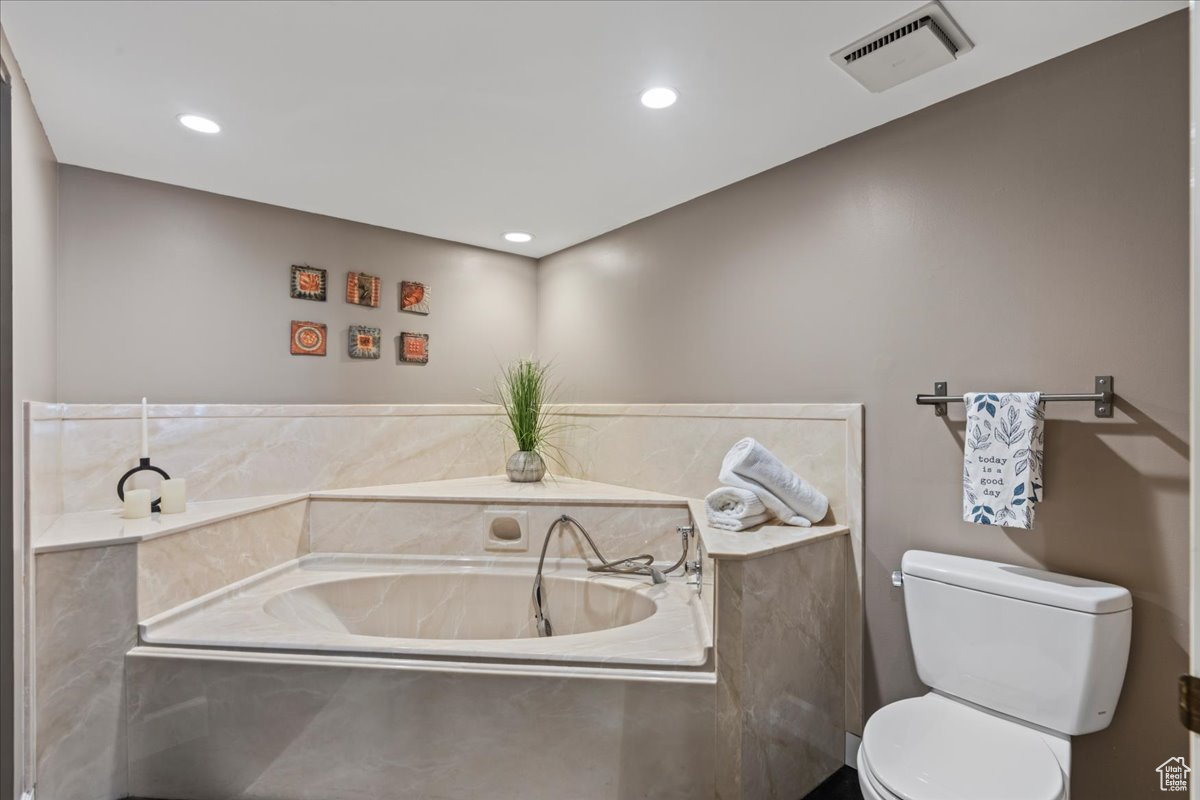 Salt Lake City, Utah, 84103, United States, 2 Bedrooms Bedrooms, ,1 BathroomBathrooms,Residential,For Sale,1988217