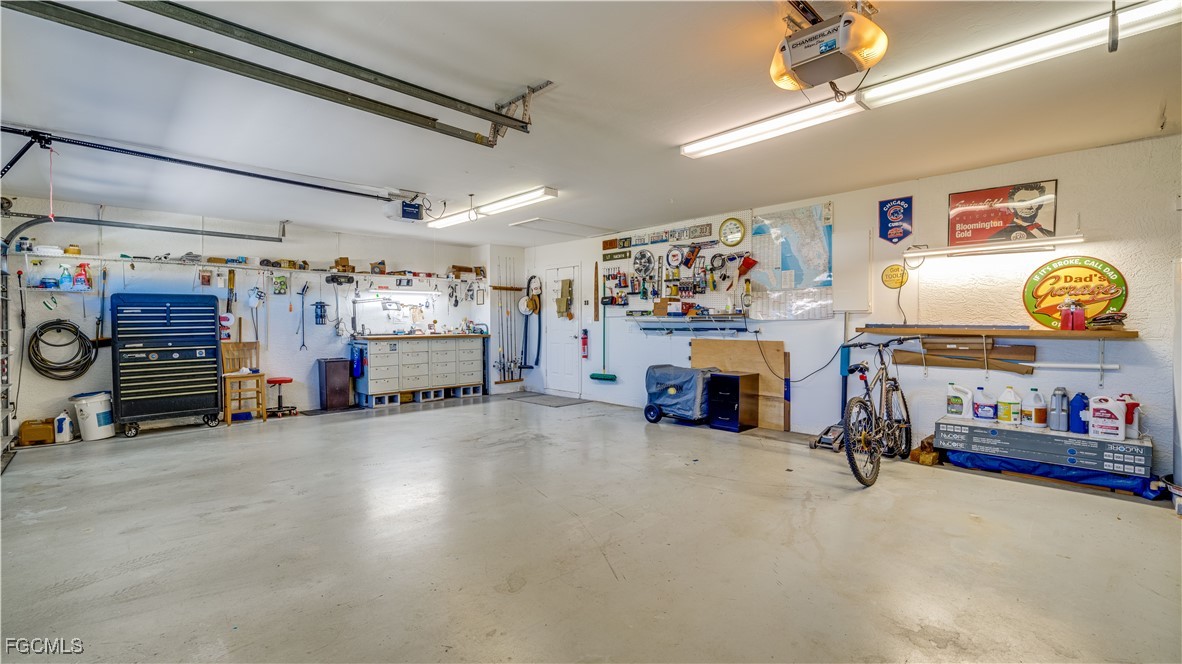 Cape Coral, Florida, 33990, United States, 3 Bedrooms Bedrooms, ,3 BathroomsBathrooms,Residential,For Sale,2013997