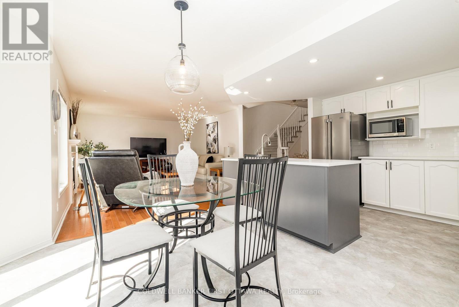 OTTAWA, Ontario, K2G 6N5, CA, 3 Bedrooms Bedrooms, ,2 BathroomsBathrooms,Residential,For Sale,1950028