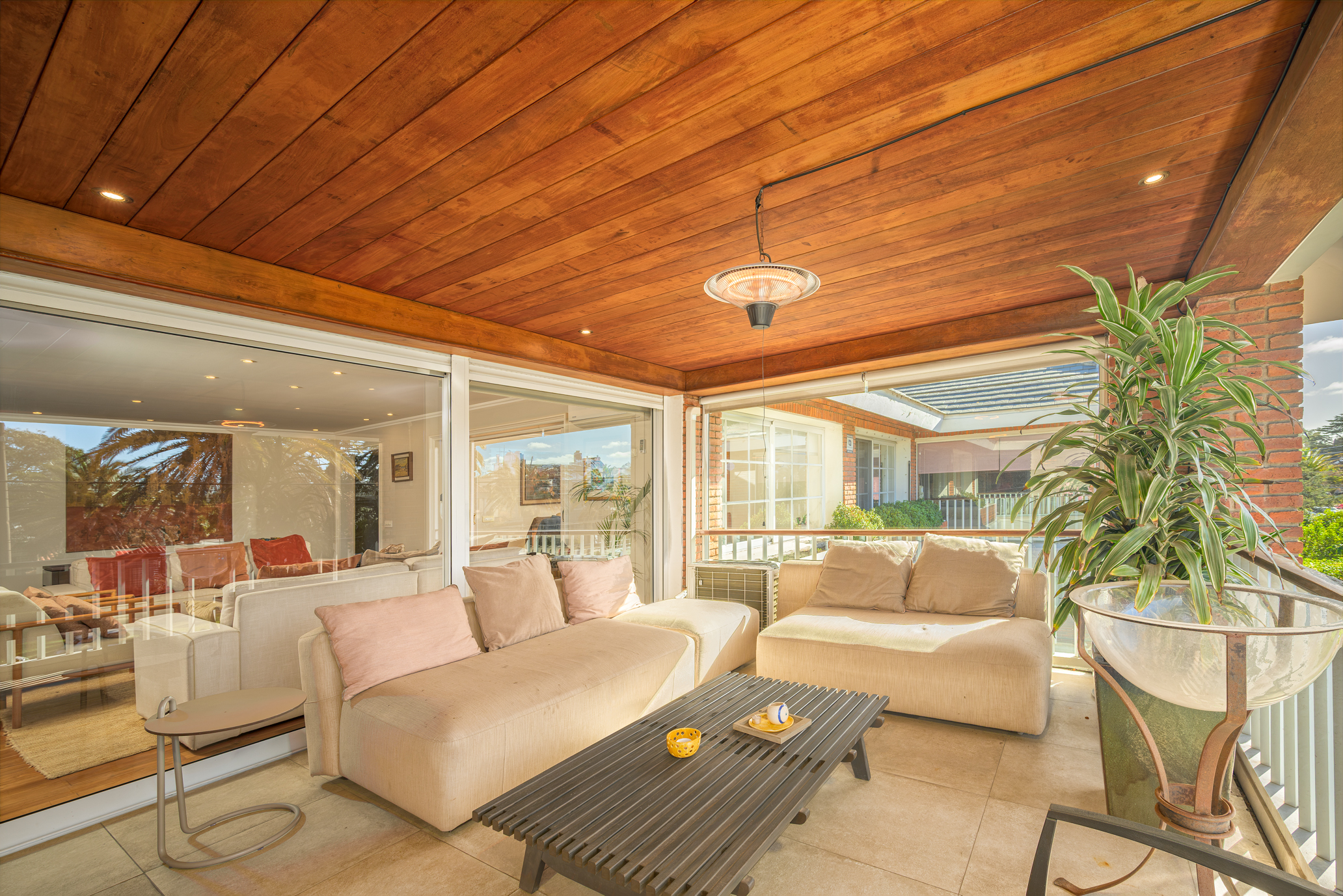  Exclusive Duplex Penthouse with Private Rooftop and Pool in Carrasco - 物件實景