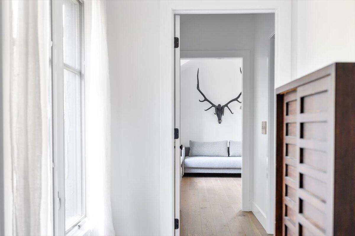 Michiana Shores, Indiana, 46360, United States, 5 Bedrooms Bedrooms, ,4 BathroomsBathrooms,Residential,For Sale,1949684