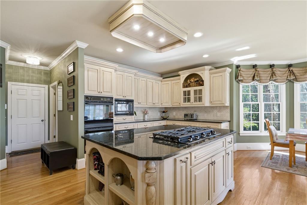 Cumming, Georgia, 30041, United States, 5 Bedrooms Bedrooms, ,6 BathroomsBathrooms,Residential,For Sale,2029998