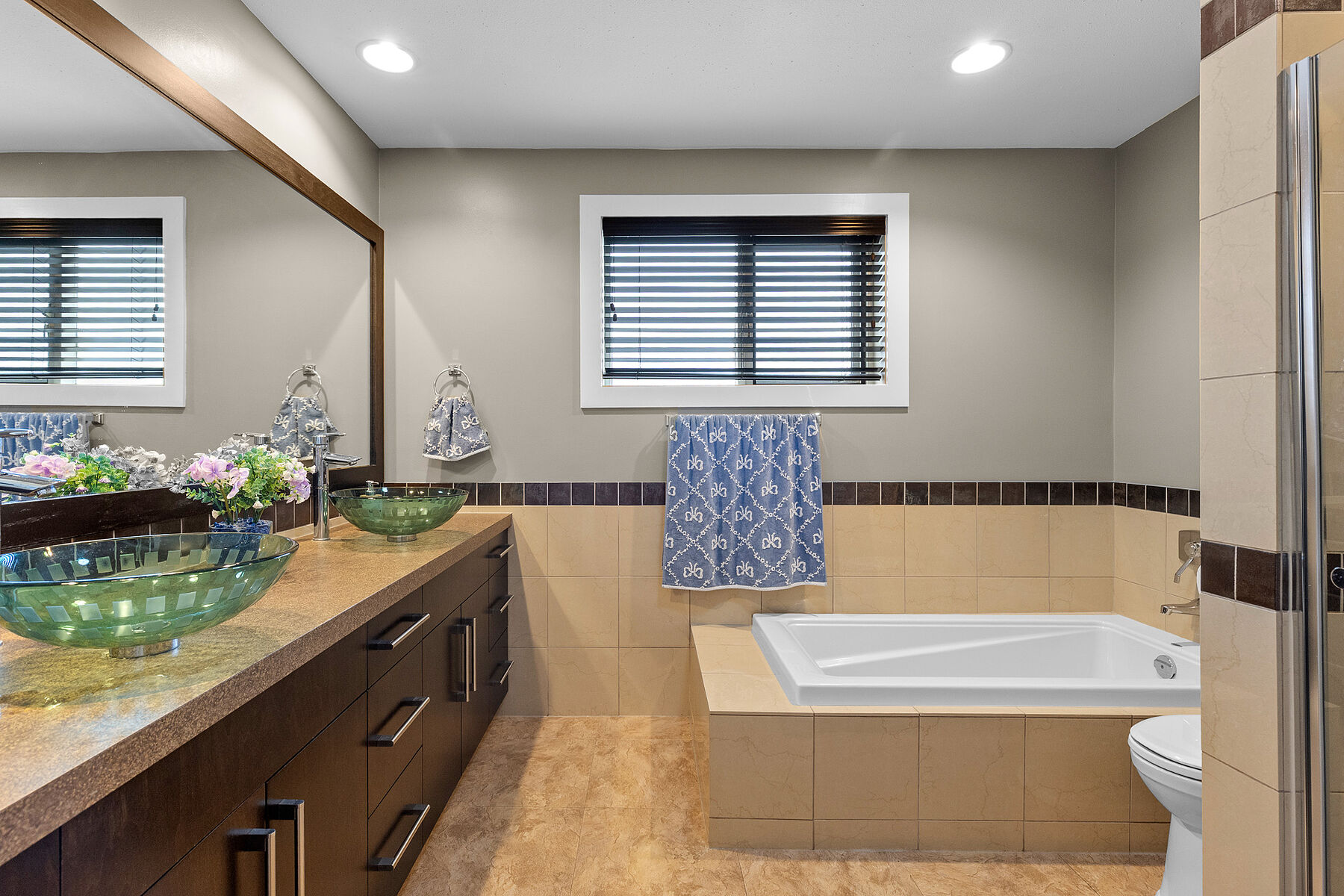  Timeless Design with a Pool - 物件實景