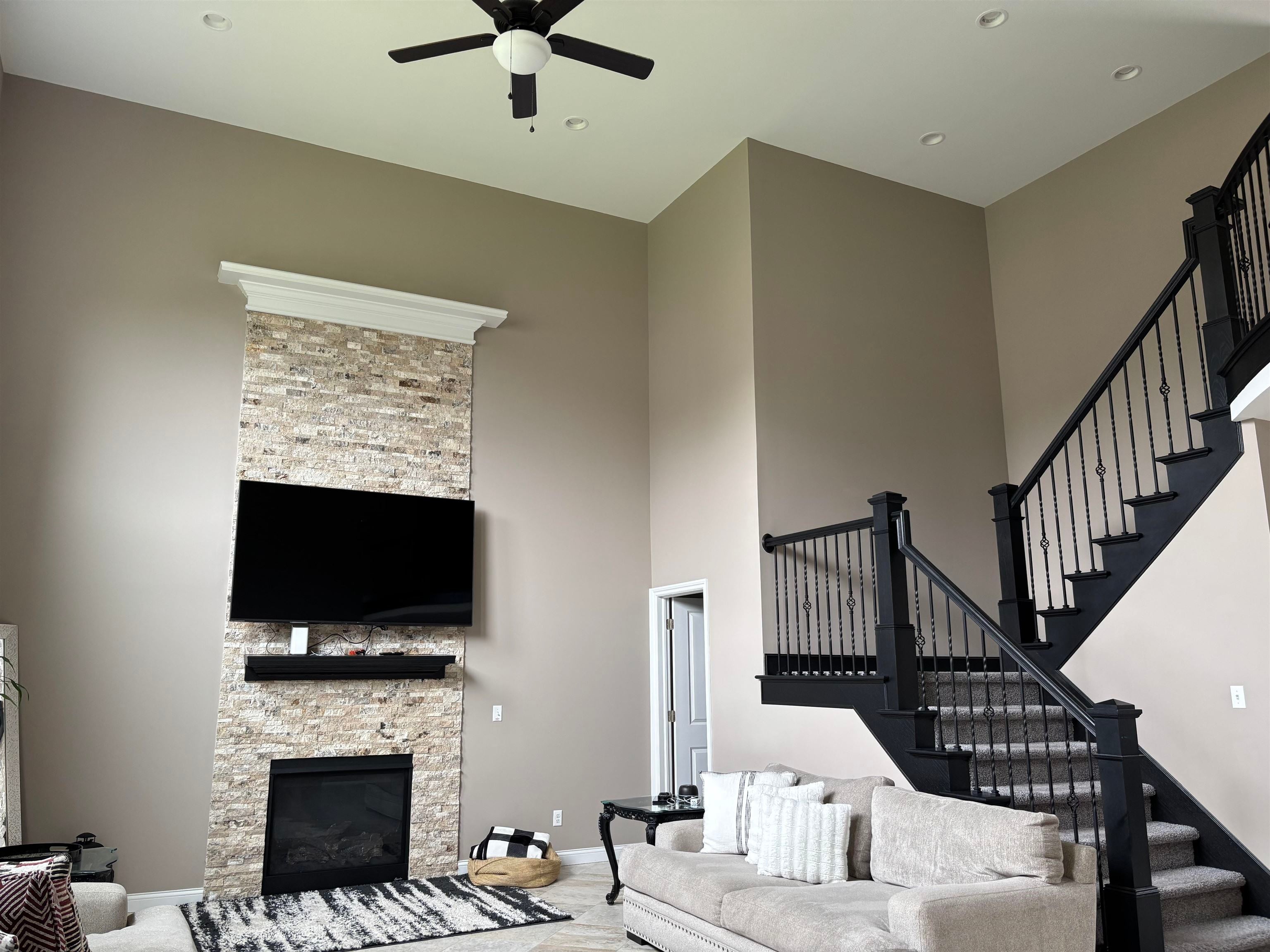 Shelby Twp, Michigan, 48316, United States, 4 Bedrooms Bedrooms, ,4 BathroomsBathrooms,Residential,For Sale,2005359