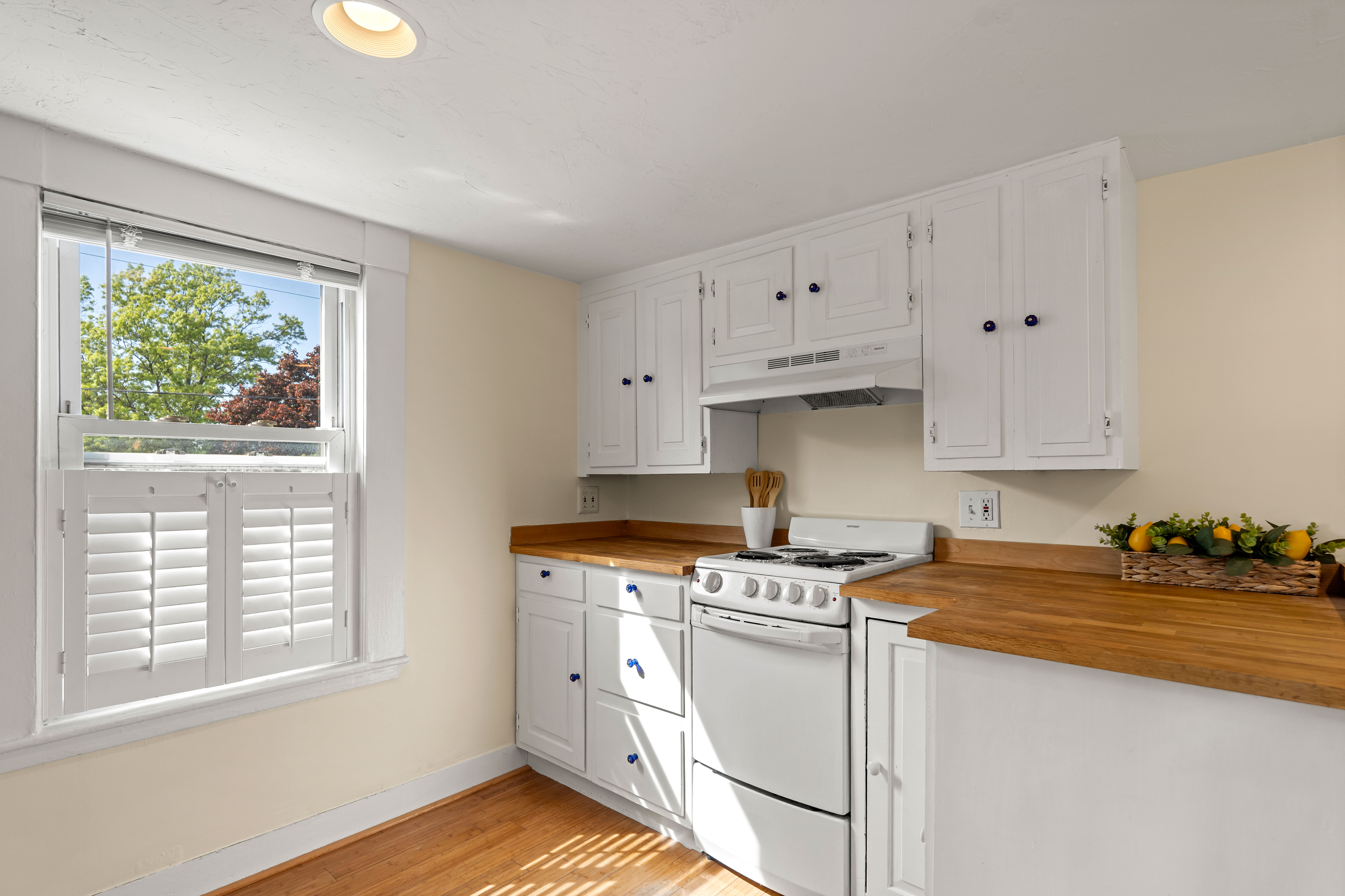  2 Mount Pleasant Street, Unit 4, Rockport, MA, 01966 - 物件實景