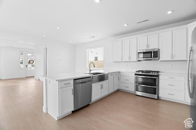 St. George, Utah, 84790, United States, 3 Bedrooms Bedrooms, ,3 BathroomsBathrooms,Residential,For Sale,1981795