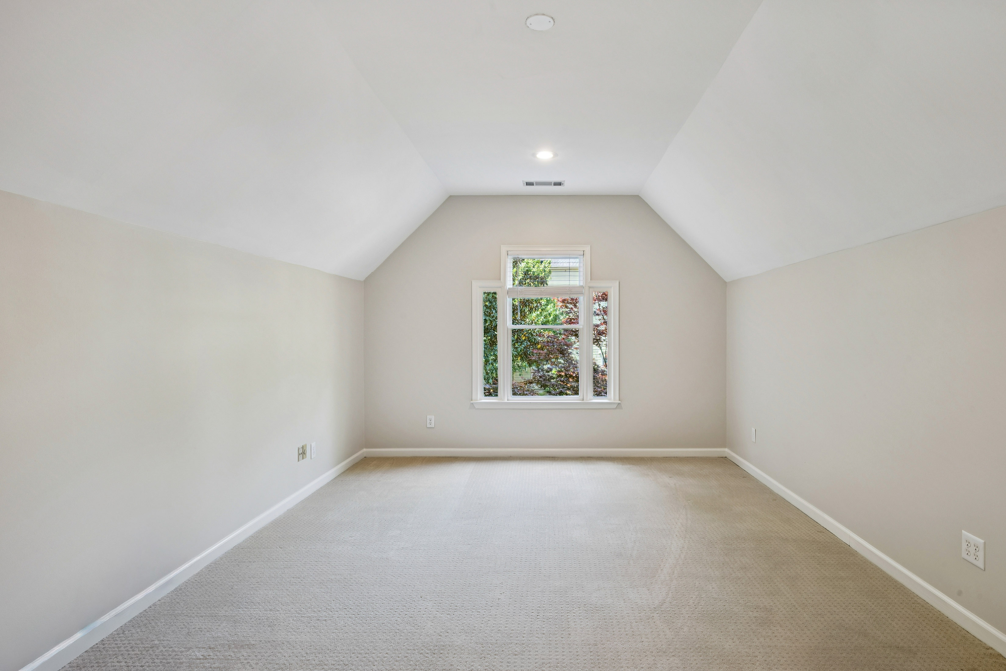  Fabulous Home in The Willows in Oakgrove - 物件實景