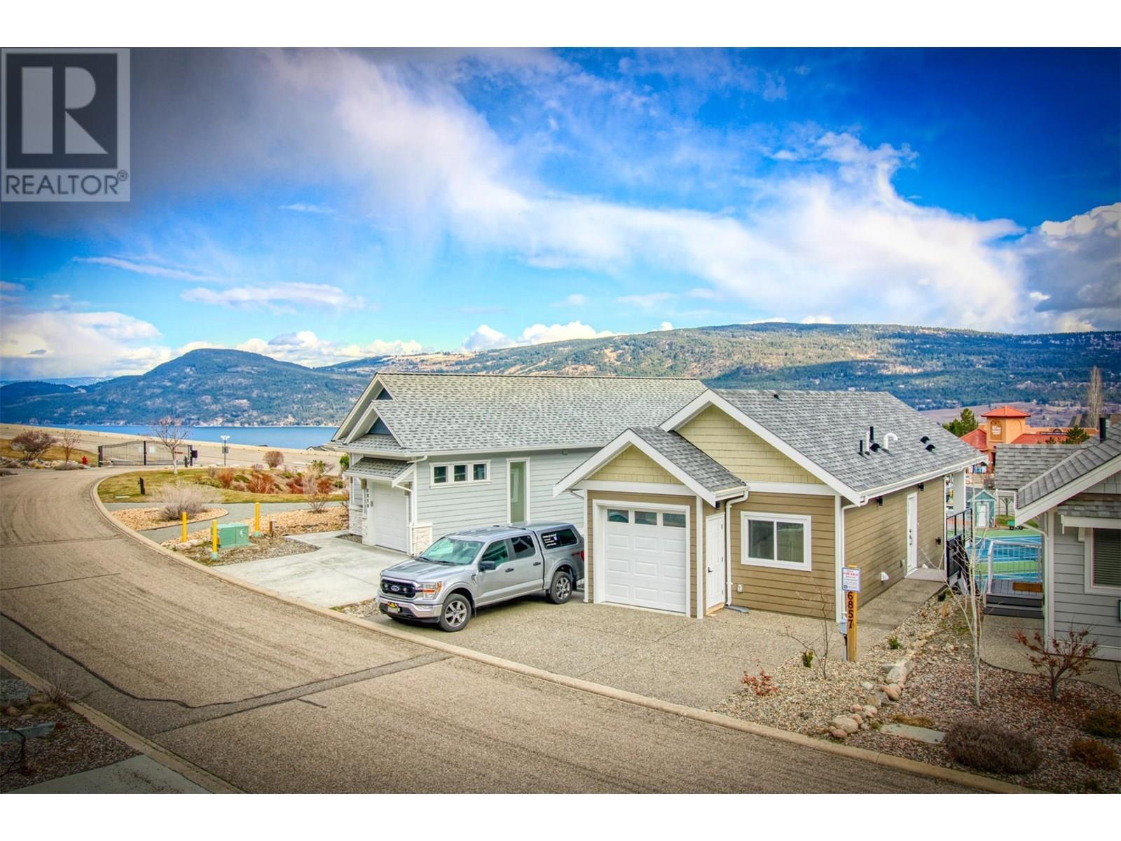 KELOWNA, British Columbia, V1Z 3R8, CA, 3 Bedrooms Bedrooms, ,2 BathroomsBathrooms,Residential,For Sale,1897837