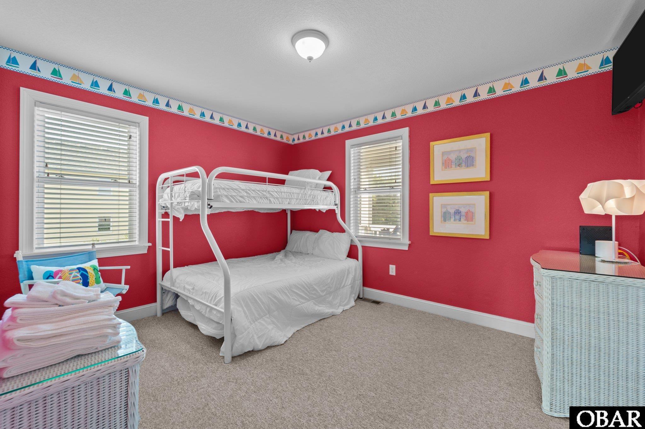 Kill Devil Hills, North Carolina, 27948, United States, 5 Bedrooms Bedrooms, ,4 BathroomsBathrooms,Residential,For Sale,1792388