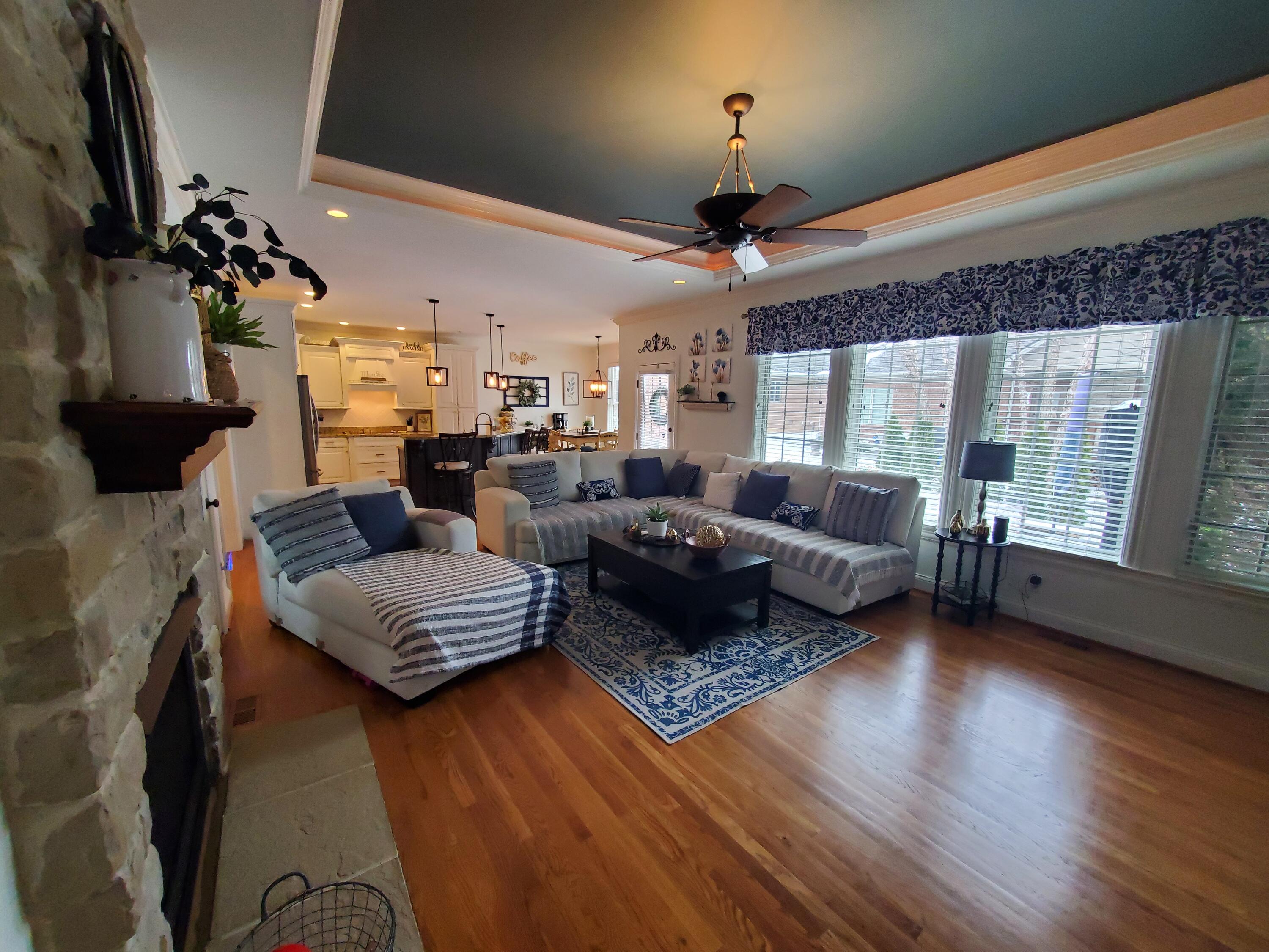 Lexington, Kentucky, 40509, United States, 6 Bedrooms Bedrooms, ,4 BathroomsBathrooms,Residential,For Sale,1785062
