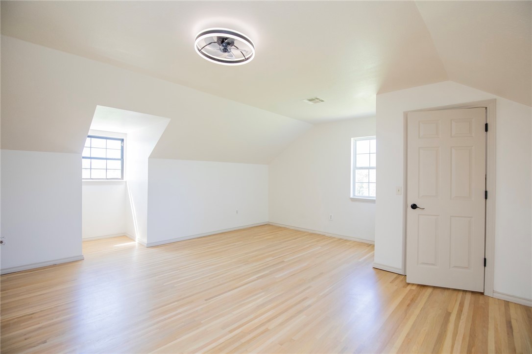 Siloam Springs, Arkansas, 72761, United States, 6 Bedrooms Bedrooms, ,4 BathroomsBathrooms,Residential,For Sale,1906870