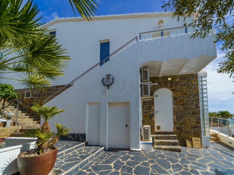 Girona, Roses, Port Esportiu - Puig Rom - Canyelle, Roses, Catalonia, ES, 5 Bedrooms Bedrooms, ,3 BathroomsBathrooms,Residential,For Sale,Girona, Roses, Port Esportiu - Puig Rom - Canyelle,1626274
