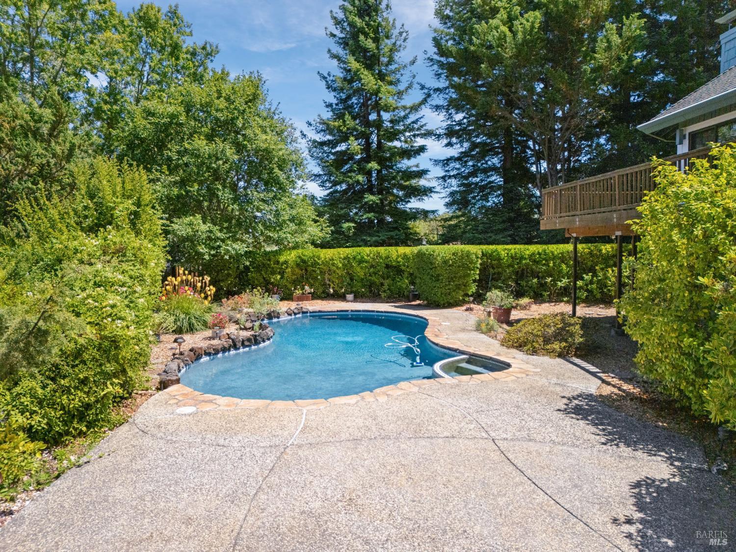 Sebastopol, California, 95472, United States, 4 Bedrooms Bedrooms, ,5 BathroomsBathrooms,Residential,For Sale,1980868