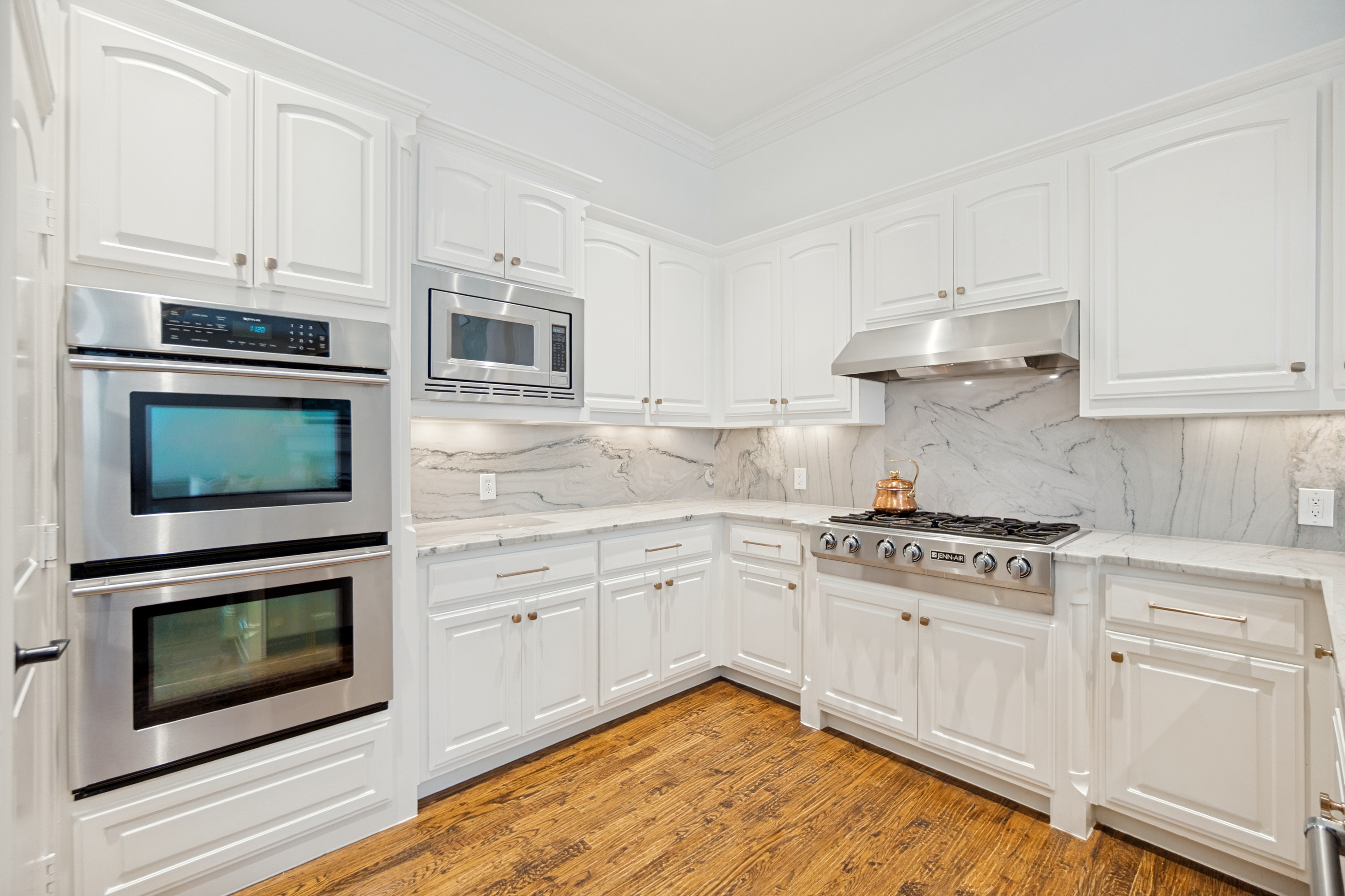  Move-in Ready SFA in Desirable Preston Hollow Neighborhood - 物件實景