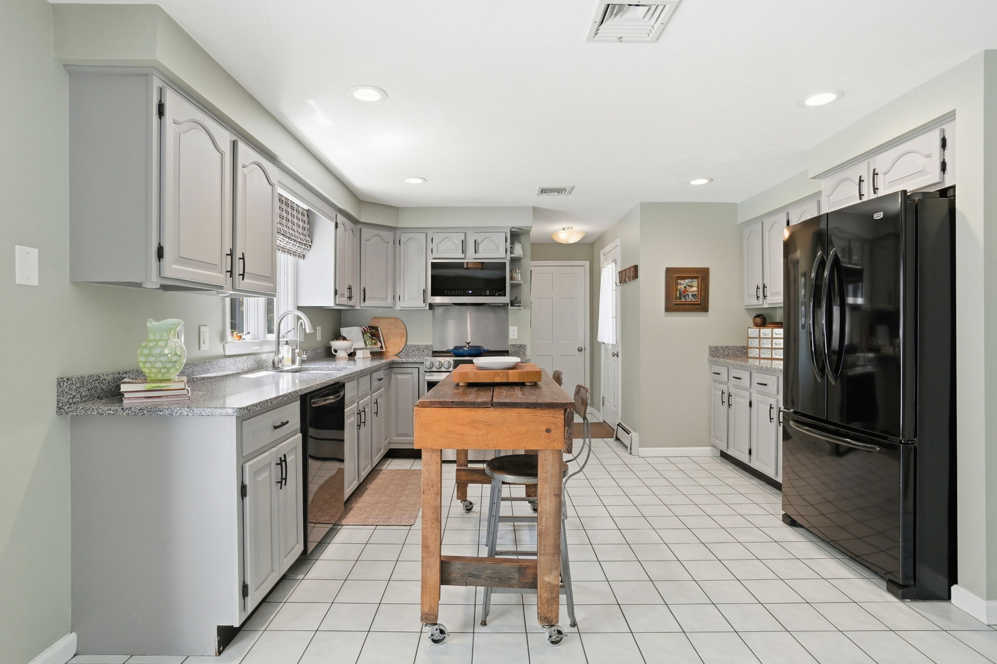  29 walter  faunce rd, kingston - 物件實景