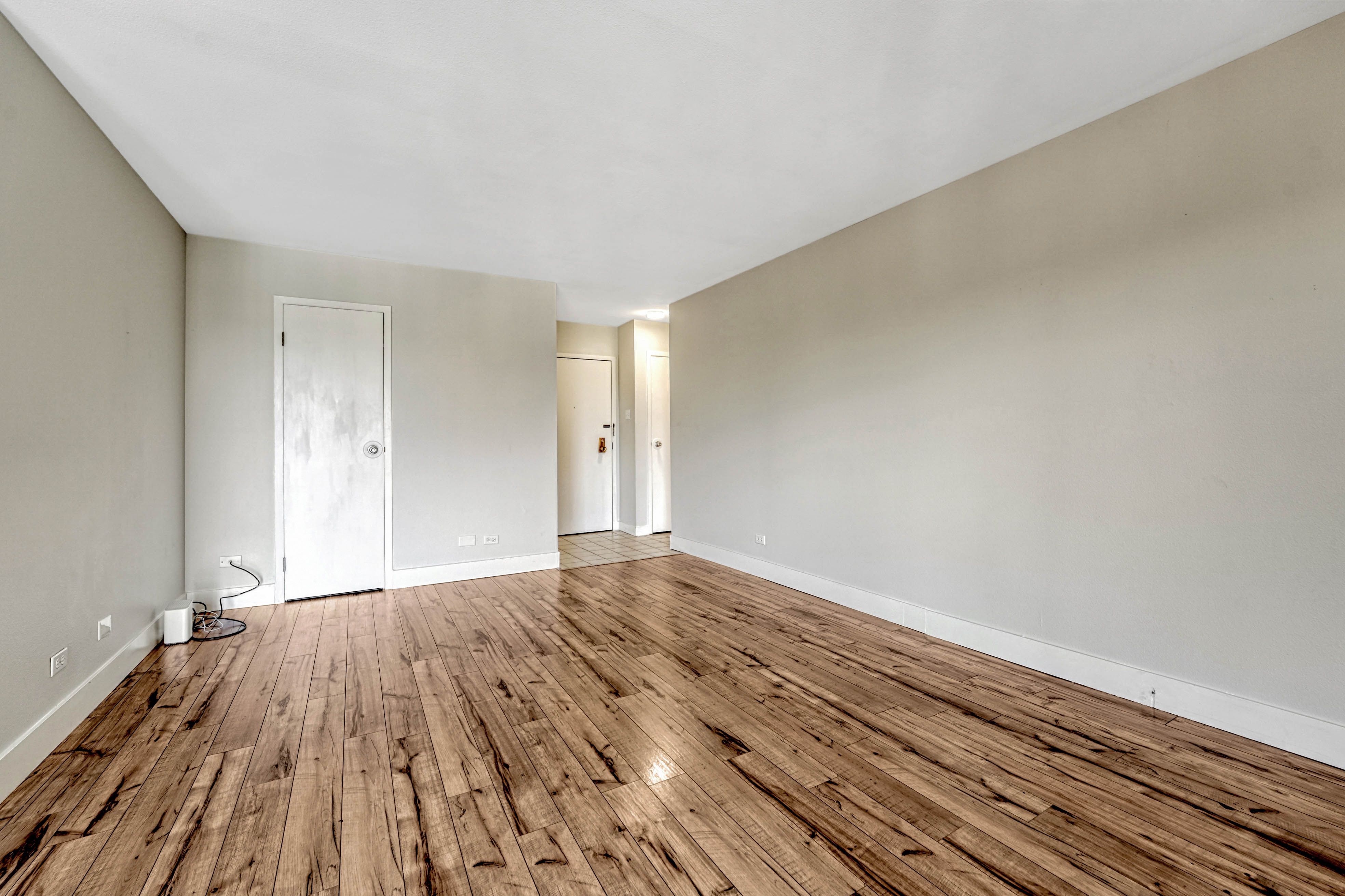  Contemporary Condo Perched on 7th Floor Above Washington Park - 物件實景
