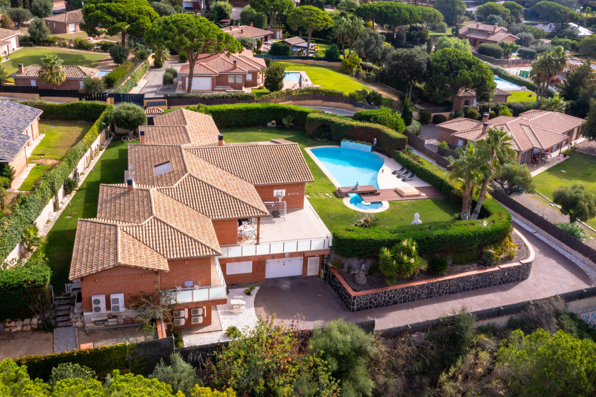  Great property in the most exclusive area of the coast of Barcelona. - 物件實景