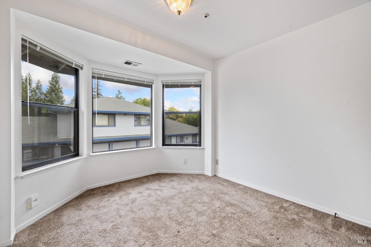 Cotati, California, 94931, United States, ,Residential,For Sale,1900640