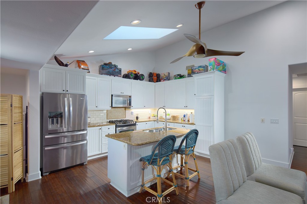 2800 Ocean Front, Laguna Beach, California, 92651, United States, 8 Bedrooms Bedrooms, ,8 BathroomsBathrooms,Residential,For Sale,2800 Ocean Front,1555141