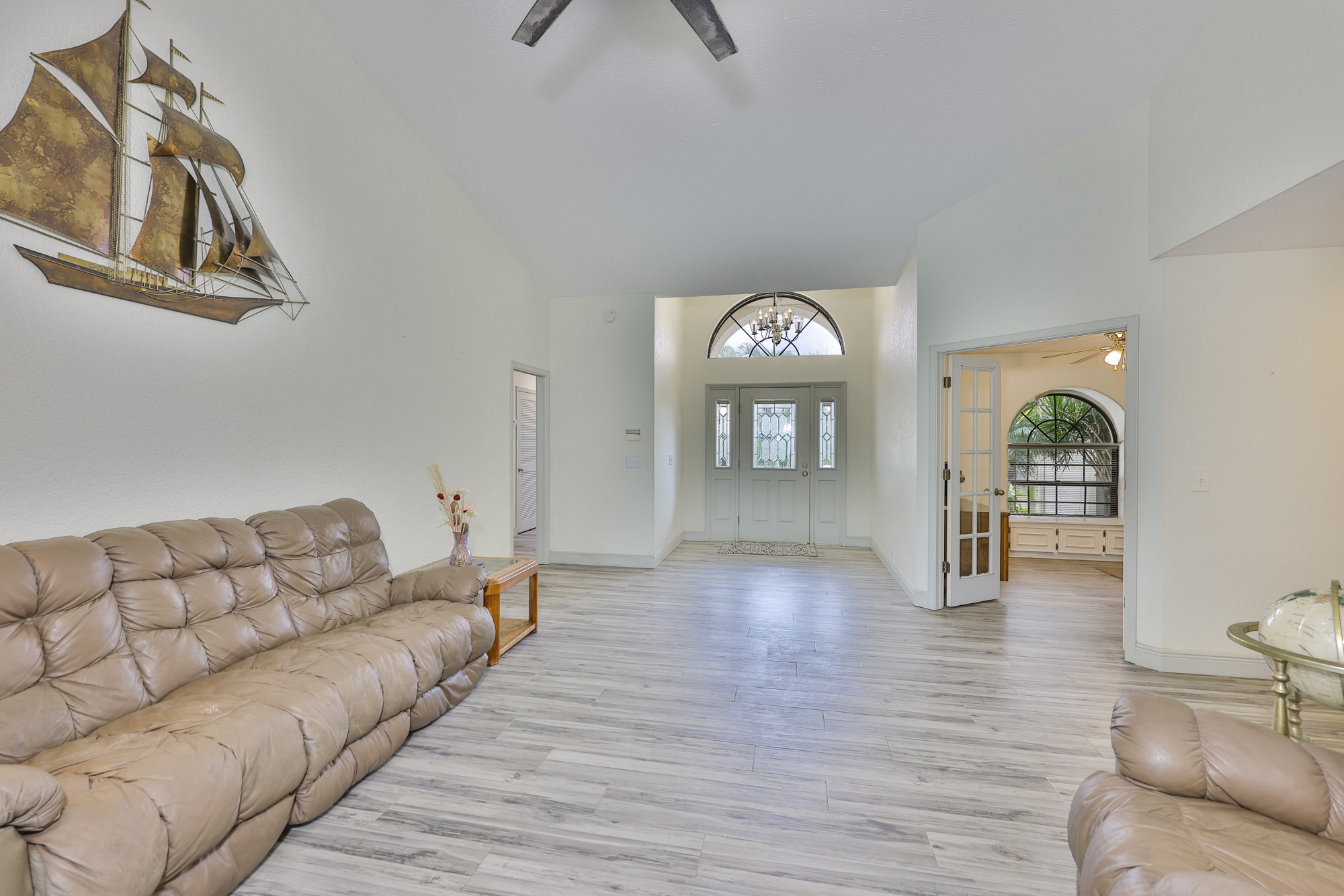 Apollo Beach, Florida, 33572, United States, 4 Bedrooms Bedrooms, ,3 BathroomsBathrooms,Residential,For Sale,1976005