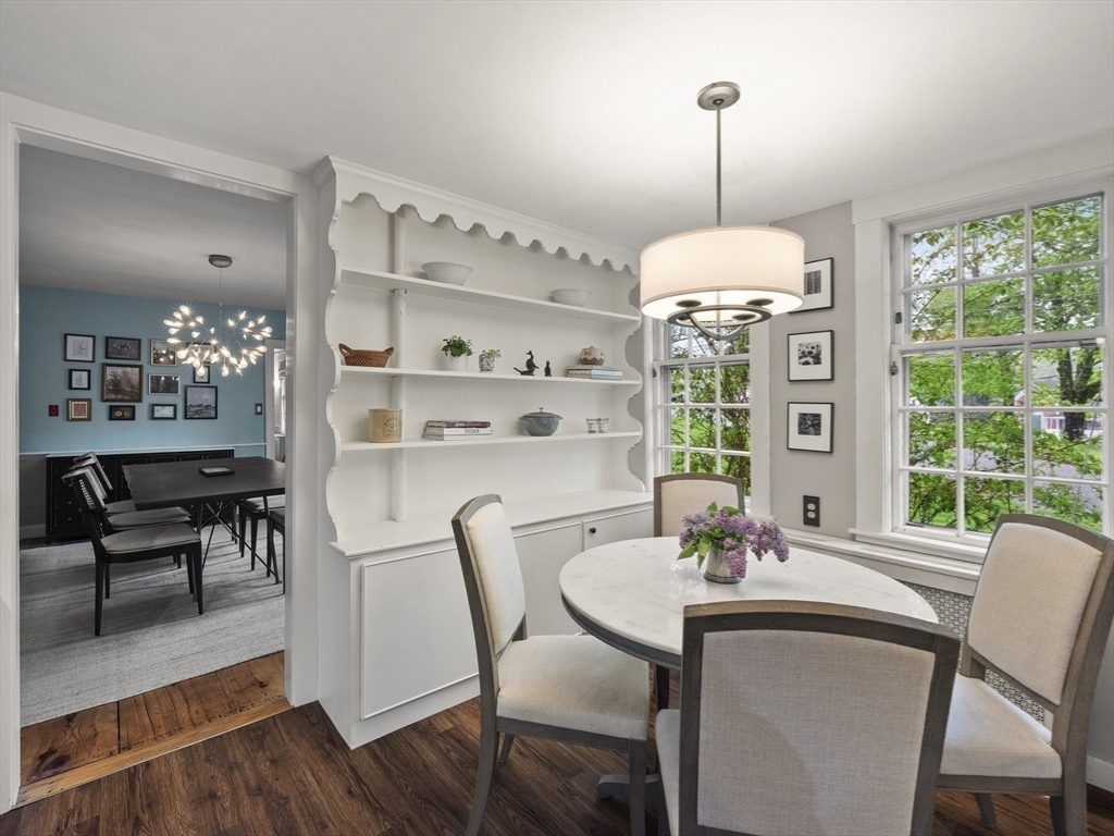 Carlisle, Massachusetts, 01741, United States, 3 Bedrooms Bedrooms, ,4 BathroomsBathrooms,Residential,For Sale,1804776