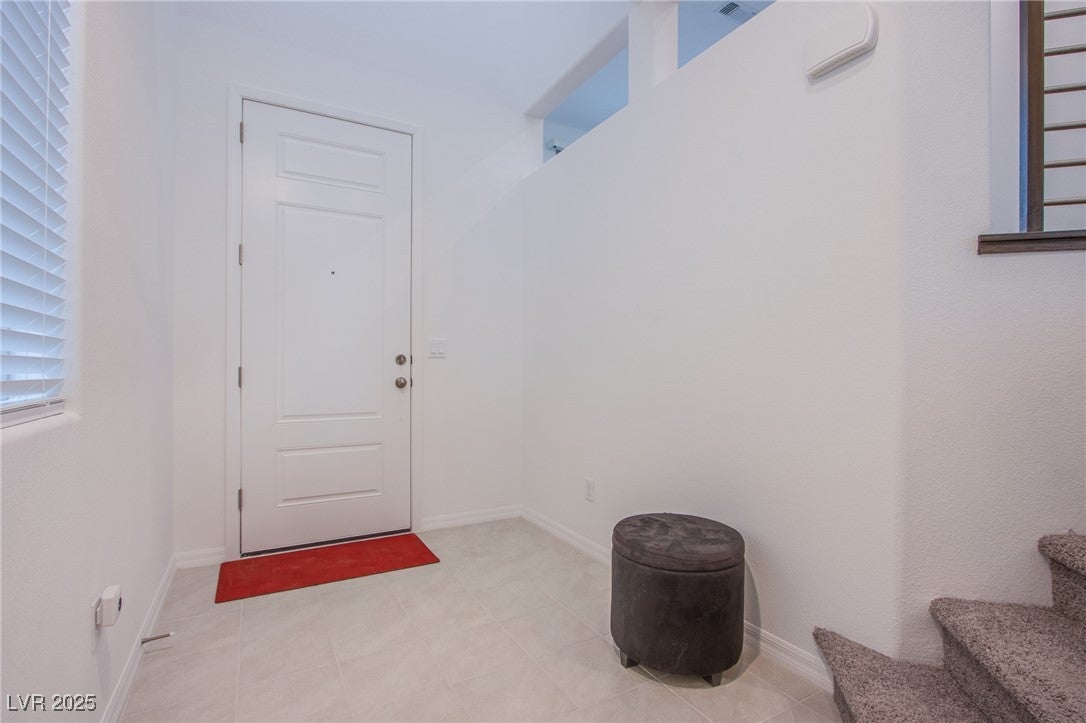 Las Vegas, Nevada, 89141, United States, 5 Bedrooms Bedrooms, ,3 BathroomsBathrooms,Residential,For Sale,1978122