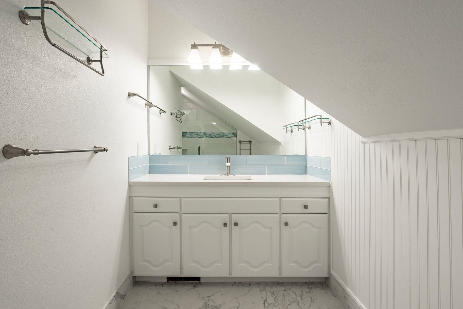  A Large Home in a Sought-After Private Community in East Millcreek - 物件實景