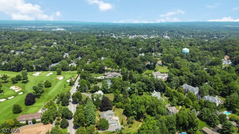 Madison Boro, New Jersey, 07940, United States, 4 Bedrooms Bedrooms, ,3 BathroomsBathrooms,Residential,For Sale,1906831
