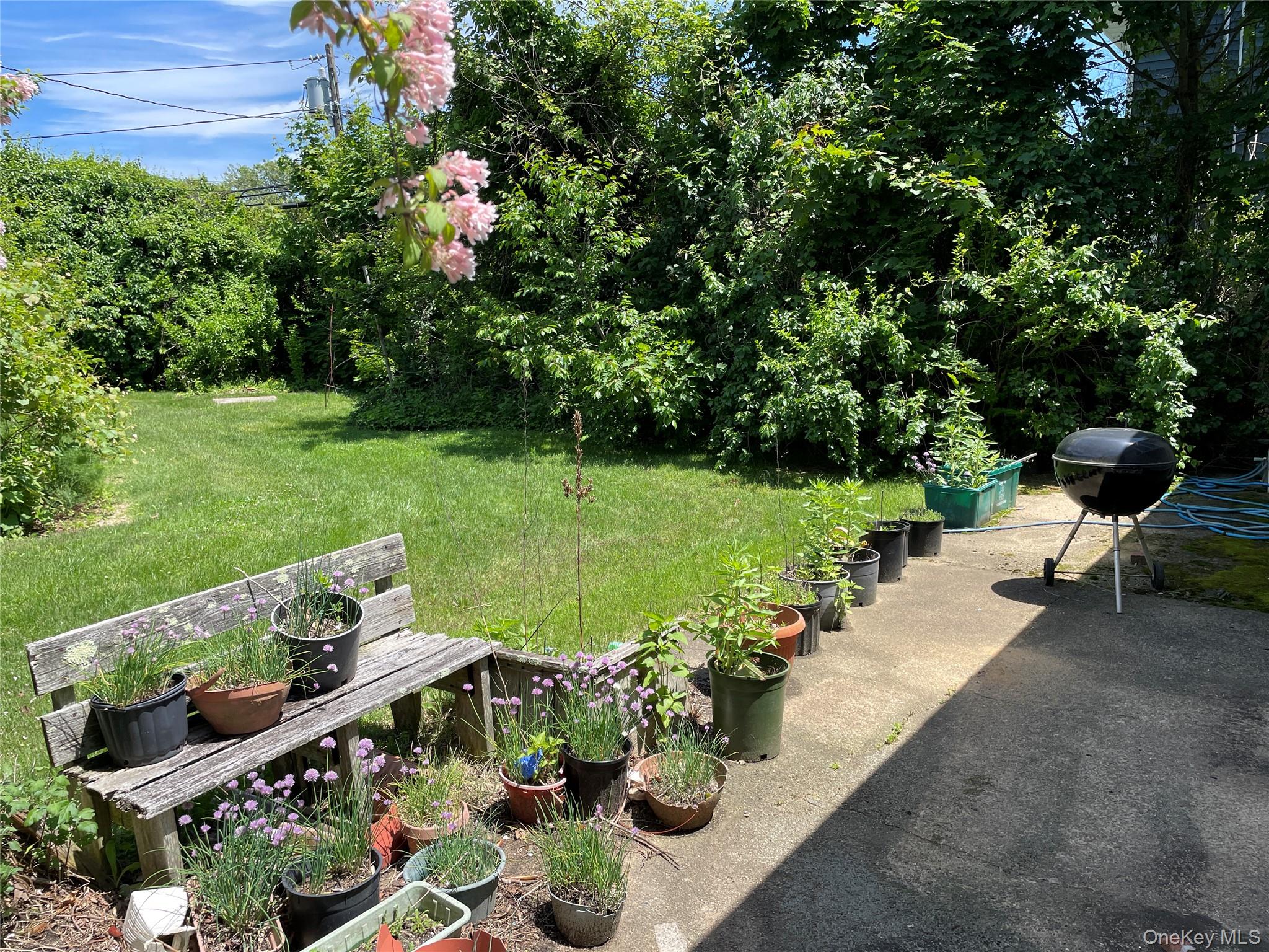Seaford, New York, 11783, United States, 4 Bedrooms Bedrooms, ,2 BathroomsBathrooms,Residential,For Sale,2048192