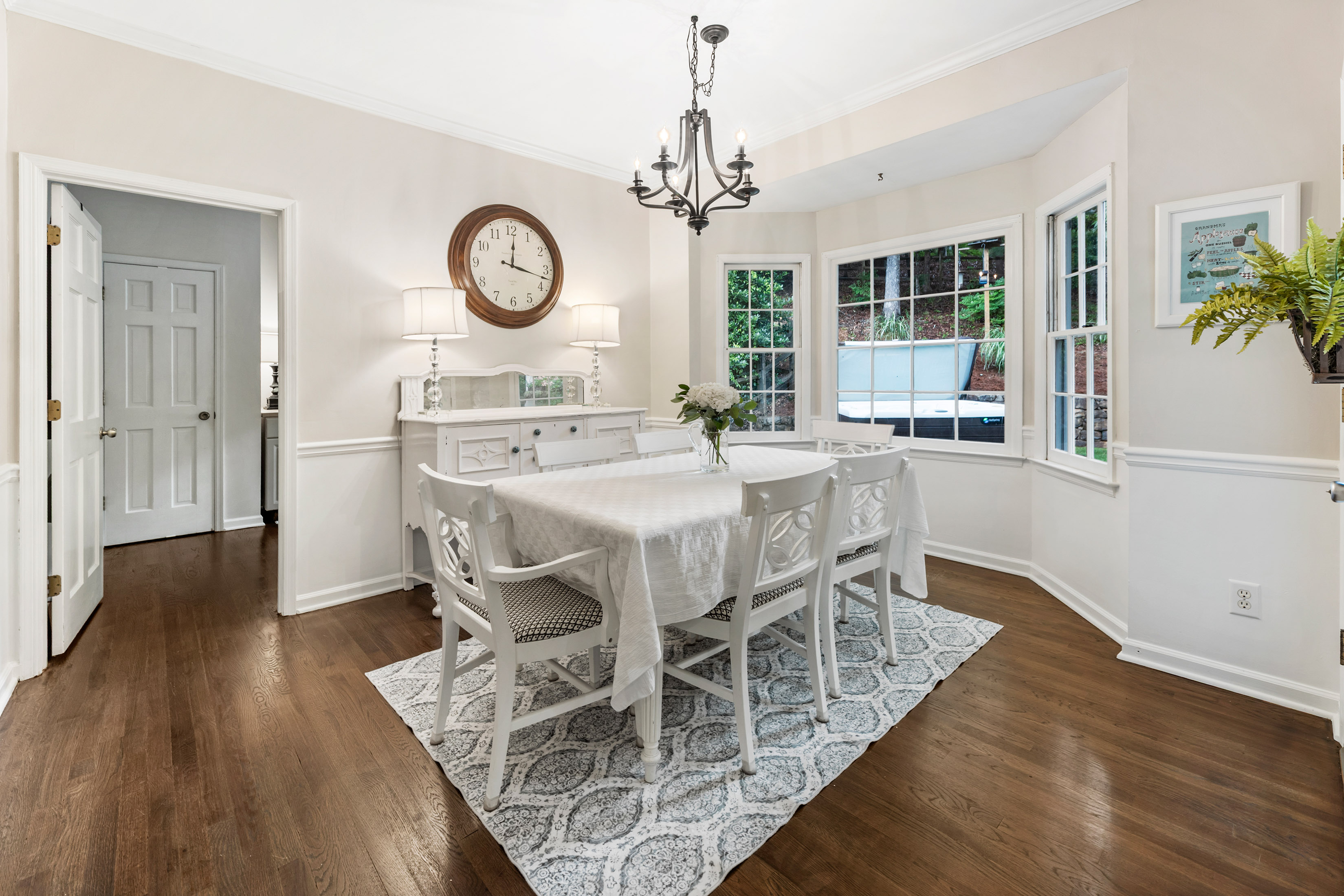  Beautifully Updated Brick Home on Quiet Cul-de-sac in Desirable Horseshoe Bend - 物件實景
