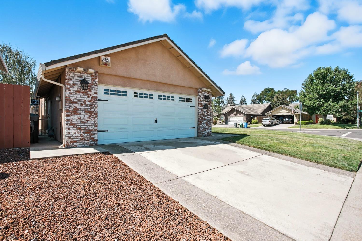 Galt, California, 95632, United States, 3 Bedrooms Bedrooms, ,2 BathroomsBathrooms,Residential,For Sale,1906984