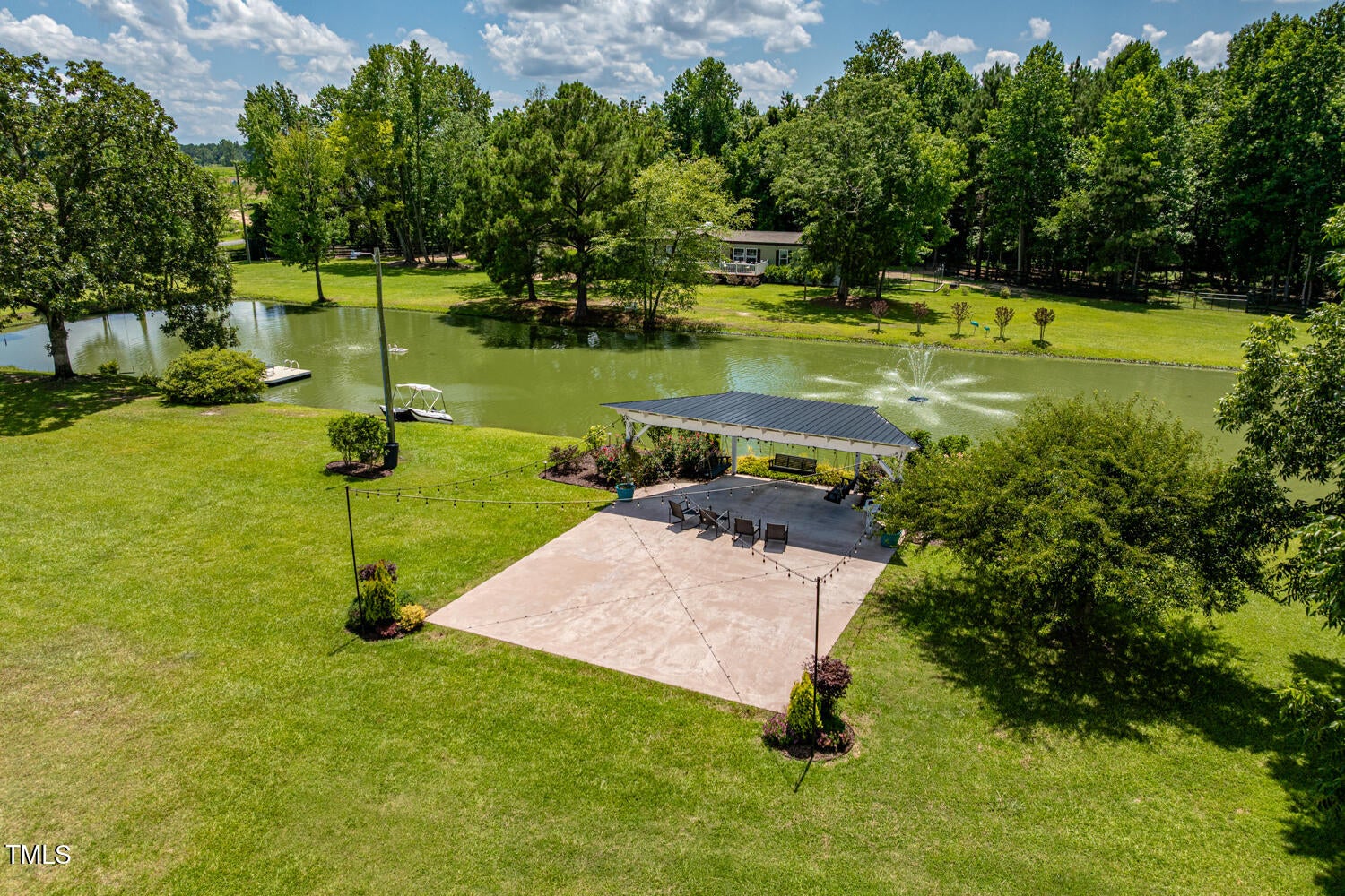 Newton Grove, North Carolina, 28366, United States, 5 Bedrooms Bedrooms, ,8 BathroomsBathrooms,Residential,For Sale,1892259